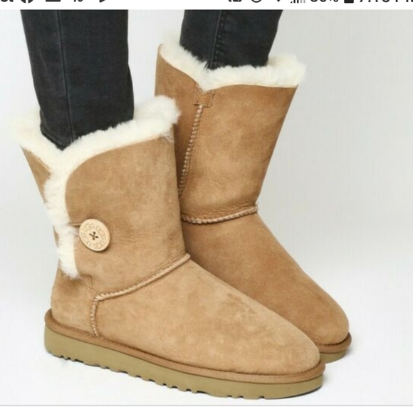 UGG Shoes - Ugg Short Boots